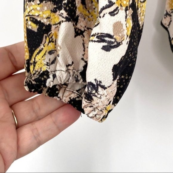 Aritzia Wilfred Yellow & Black Floral Ruffle Off Shoulder Blouse Textured Sz XXS - Picture 5 of 9